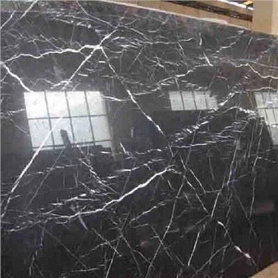 Dalles de marbre noir Nero Marquina