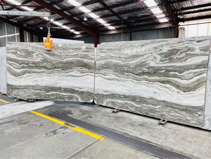 Burlesque Quartzite-3