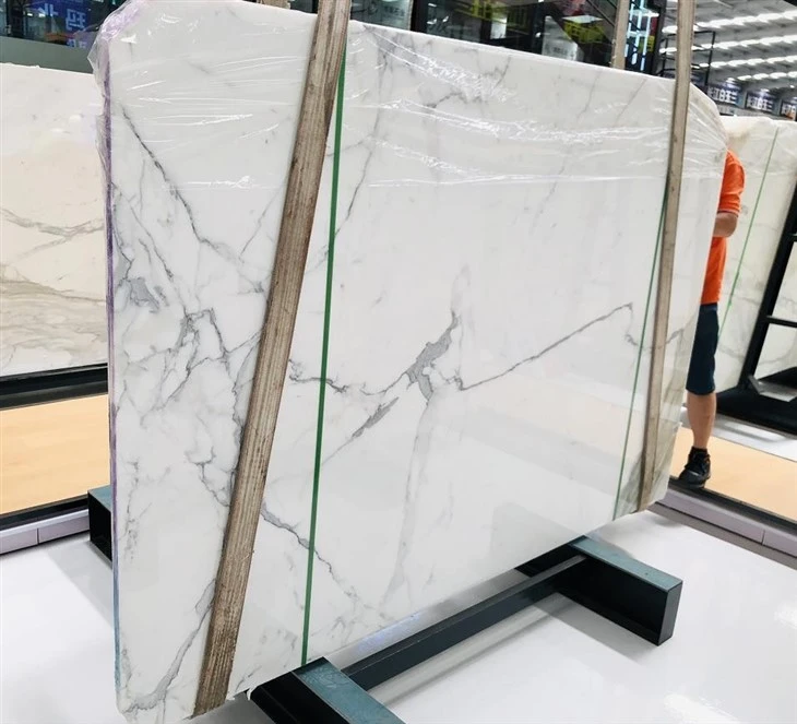 Quartzite blanche Calacatta