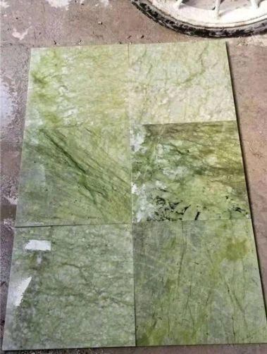 what color goes with green marble